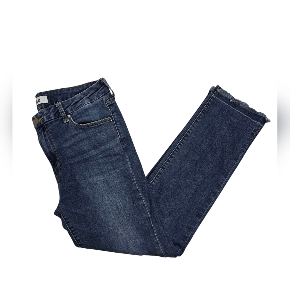 JBD Just Black Denim Straight Leg Frayed Hem Crop - Size 29